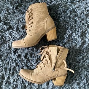 Roxy zipper Bootie